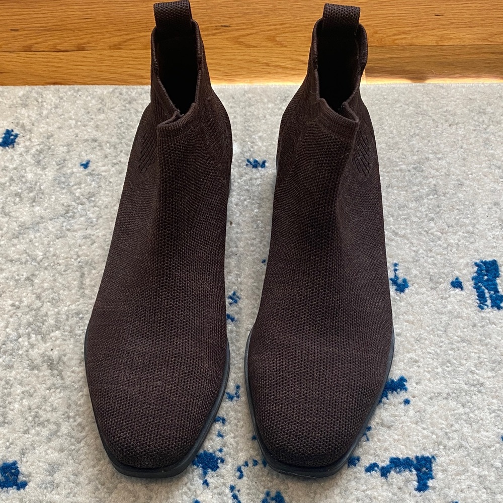 Vovaia Dark Brown Knit Chelsea Ankle Boots